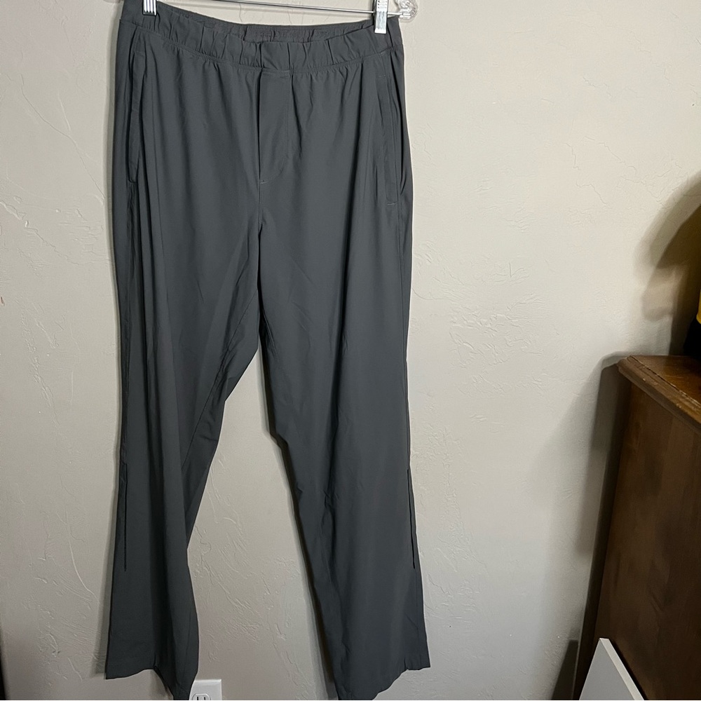 Lululemon Cutback Luxtreme Straight Leg Gray Nylon Blend Activewear Pants‎ - Picture 3 of 11